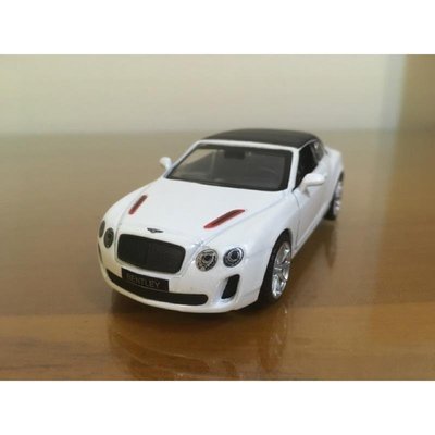全新盒裝~1:43~賓利 BENTLEY ISR 合金模型玩具車 白色