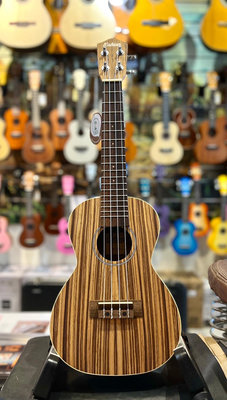 全新 KAHUA Ukulele 頂級24吋 斑馬木 烏克麗麗 送袋 調音器 全配