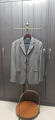 日本製-近新正品ELLE HOMME混羊毛(45%)灰色休閒西裝外套XL