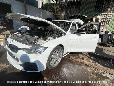 【新嘉儀汽材】BMW 寶馬 F30 M328i 全車零件拆賣 殺肉車 前保桿 葉子板 車門 引擎蓋 大燈 ABS 輪框