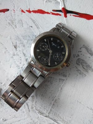 agnes b. 女錶 真品 黑色錶盤設計 三眼不鏽鋼腕錶 強化耐磨 礦石玻璃鏡面 功能良好
