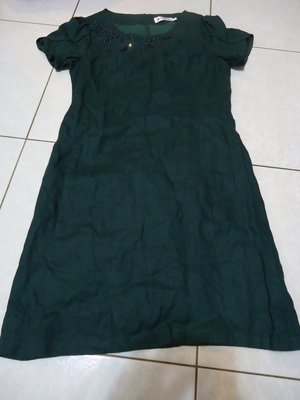 di marzia 義大利純亞麻深綠色短袖洋裝,棉質內襯,尺寸:M,肩寬:36cm,胸寬:43cm,少穿,降價大出清.