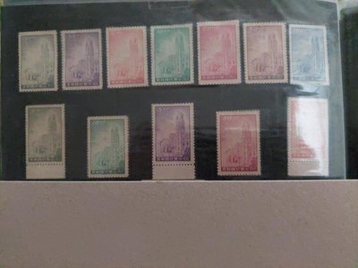 （常85）總統府郵票一套7枚新票（內可能含1963.5.24纖維紙面額10、20元新票各一枚及1963.6.15纖維紙面額5、5.6、6元新票各一枚）共12枚