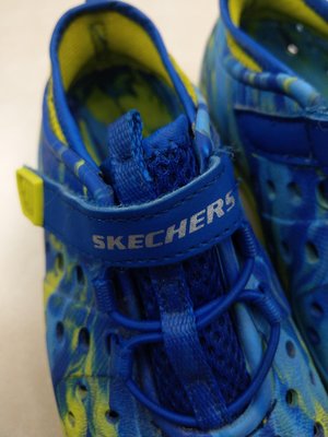 skechers 迷彩藍綠色防水童鞋 小孩鞋 涼鞋 洞洞鞋