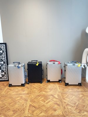 FENDI × RIMOWA 限量合作版行李箱 登機箱其他尺寸咨詢