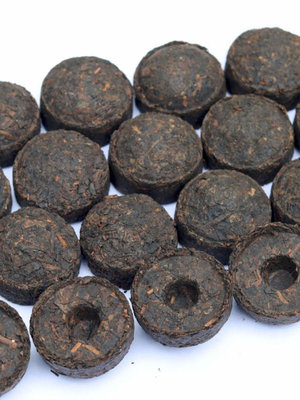 黑茶2003年桂青種六堡茶廣西黑茶梧州特產迷你小沱茶陳年老六堡口糧茶