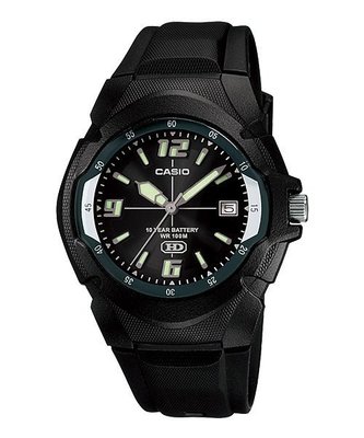 CASIO WATCH 卡西歐黑面休閒個性運動膠帶腕錶 型號：MW-600F-1A【神梭鐘錶】