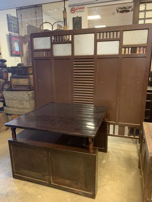 （河東堂）台灣古董家具，約光復初期，特殊款、台灣肖楠面檜木組合式桌櫃