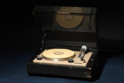 6/4結標 日本 NEAT NP-147 實木 黑膠唱片機 A051128 -真空管 擴大機 播放器 唱片機 錄音帶 黑膠唱片 音箱 收音機 揚聲器 喇叭 影音