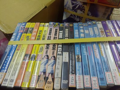 正版DVD-電影【水深火熱大虎鯊】安東尼沃華格斯/崔特威廉斯 超級賣二手光碟