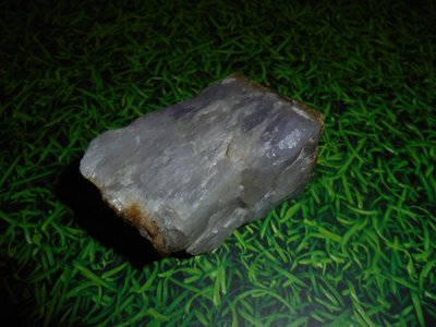 25淡紫白玉髓    大顆料  原礦 美石 東海岸玉石 花東玉石   玉石為濕拍