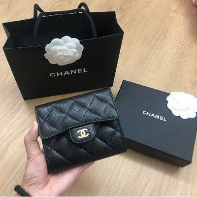 CHANEL AP0231 小牛皮荔枝壓紋 黑色 金CC LOGO 三折短夾/皮夾