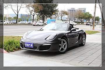 明龍汽車 2016  BOXSTER 總代理 一手車 僅跑三萬 (保留中)