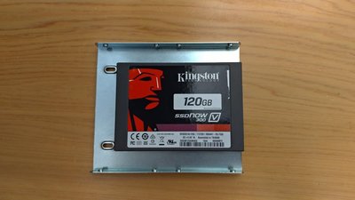 出清出清高規格升級換下-金士頓 SSD 300V 120G 固態硬碟 含3.5吋硬碟架+高級sata線 速度就是快 挖礦必備