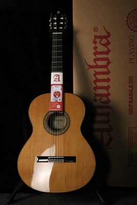 【名人樂器】全新正西班牙製 Alhambra 阿罕布拉 4P 松木面單板 古典吉他