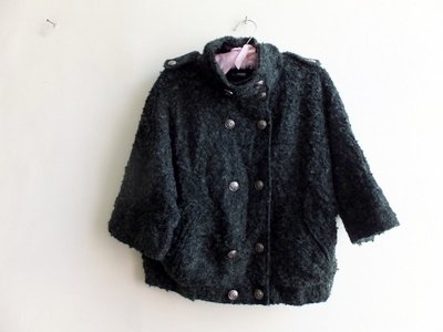 百貨專櫃Betty's 貝蒂絲 冬季 雙排釦 毛料 8分袖 短大衣/外套 -36號(M~L穿)-黑-新-原價2480