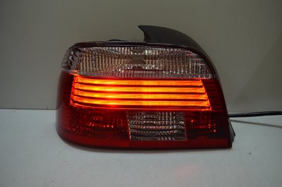 DJD19081002 BMW E39 95 96 97 98 99 LED紅白晶鑽 光柱尾燈