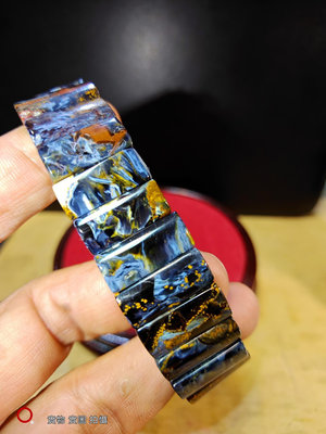 ..天然美礦.很美的藍色風暴天然油畫彼得石19mm手排美品..天然石紋.色澤亮麗..我最便宜..一律免運費