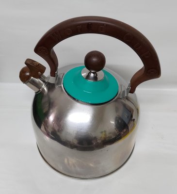 5L 笛音煮水壺  全304不鏽鋼  二手 外觀九成新 用不到 放著可惜 拿出來賣 給有需要的人