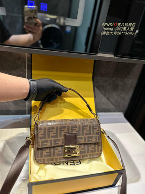 【小牛二手】（）芬迪FENDI 亮片法棍包質感爆棚的美上身真的太太太有質感啦日常逛街不要太吸晴尺寸26.13 NO291321