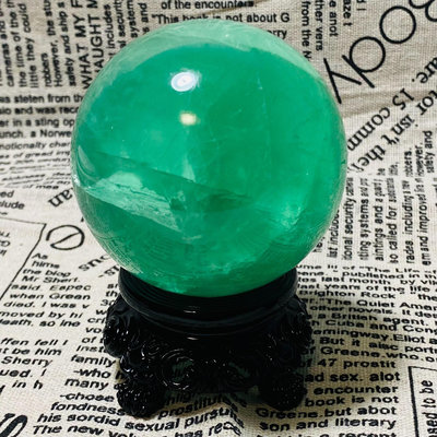 W13天然螢石水晶球綠螢石球晶體通透螢石原石打磨綠色水晶球飾 水晶 擺件 原石【天下奇物】215