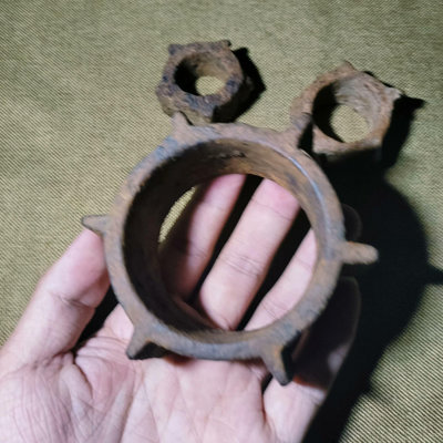 【二手】漢朝鐵齒輪一組古代的馬車上面的鐵齒輪已經清理干凈了超級 收藏 老物件 古玩【東方字畫】-85
