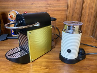 限量色 Nespresso Pixie Clips  original 義式咖啡機+奶泡機 膠囊咖啡機   (C60 D60 D60C)