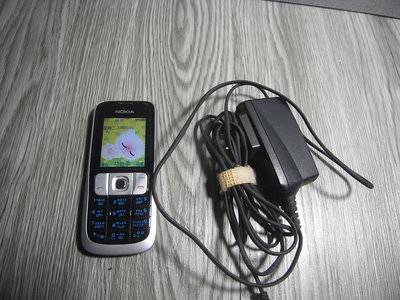 二手 諾基亞 Nokia 2630 經典手機 附電池+充電器 收藏機 零件機