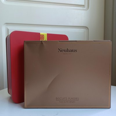 【快樂尋寶趣】Neuhaus紐豪斯巧克力掀蓋式長方型空鐵盒.馬口鐵收納盒（25041265）