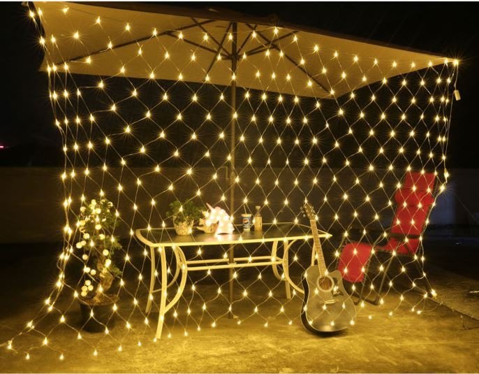 Christmas Light Nets Decor Ideas For Living Room