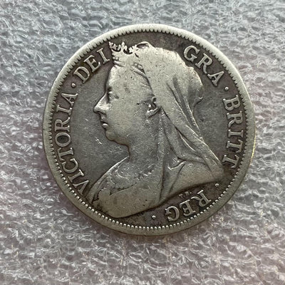 特價1900英國維多利亞批紗半克朗銀幣