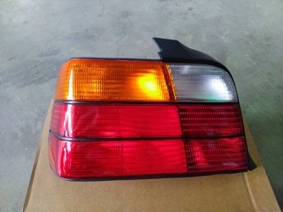 WR汽車零件~BMW E36 4門 紅黃尾燈 後燈