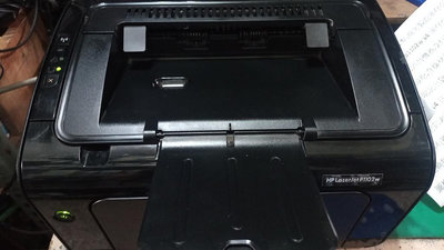 HP P1102W 1102w 黑白中古雷射印表機庫存少印碳粉CE285A含已用過hp原廠碳粉還有m1132 p1006
