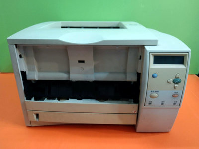 (保固半年）HP LaserJet 2300L 雷射印表機 77