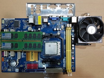 華擎N68-S主機板+AMD Athlon II X2 240雙核心處理器+DDR2 2GB記憶體、附風扇與擋板