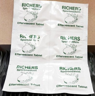 德國 RICHERS電解發泡錠 1片6顆; 主要成份有: 鈣 磷 鎂 鉀 氯 是重要的礦物質鹼性成份