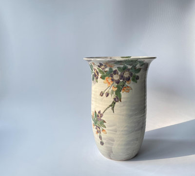 日本 九谷燒 青良古窯 椿花紋 花瓶