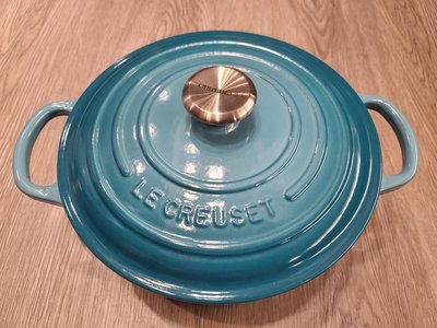 Le Creuset 22cm圓形鑄鐵鍋 燉鍋 滷鍋 湯鍋 產地法國