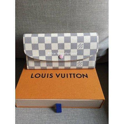 Louis Vuitton LV N41625粉紅色 EMILIE 白棋盤格紋扣式零錢長夾
