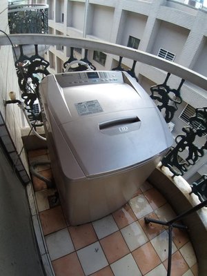 LG 13公斤洗衣機#中古良品#進水管排水管已換全新的#仁武仁孝路407巷自取#就一台要趕快來