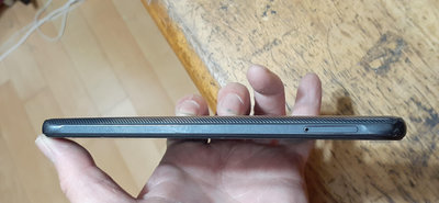 HTC Desire 20 Pro D20 八核 6.5吋 只有測試可開機只到LOGO畫面 狀況: 破屏 完全不蓄電 零件機
