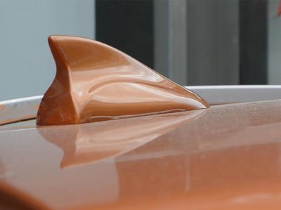 納智捷 LUXGEN U6 專用 改装鯊魚鰭造型天線(含銅線) 改装天線 裝飾專用 琥珀金