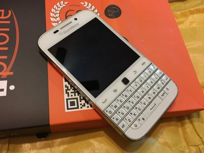 Blackberry Classic Q20 黑莓 白色經典機, 八成新