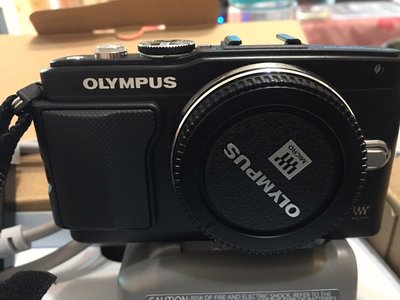 當初買2萬5 保護的很好Olympus E-PLM5+14-42mm變焦鏡組（公司貨