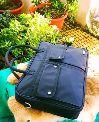 《廣寶閣》Toshiba notebook Carrying Bag東芝 黒色 筆記型電腦提包 B