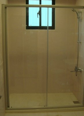 【阿貴不貴屋】 一字二門 淋浴拉門 浴室拉門系列 簡框 一字二片 強化玻璃 ❖含施工安裝