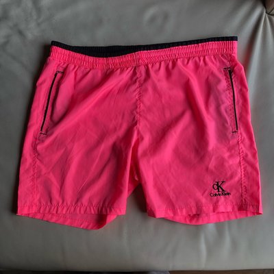 [熊熊之家3]保證正品 Calvin Klein CK 螢光粉 海灘褲 短褲 size L 適合36腰