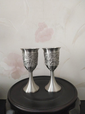 泰國東方牌錫器工藝品浮雕吉象純錫錫器高腳白酒酒杯一對高10厘