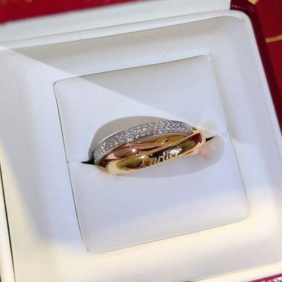 百貨Cartier 卡地亞 經典三環戒 鉑金黃金玫瑰金三色合一戒指 環抱鑲嵌 S925純銀鍍金  專櫃對版 精工鑲鑽