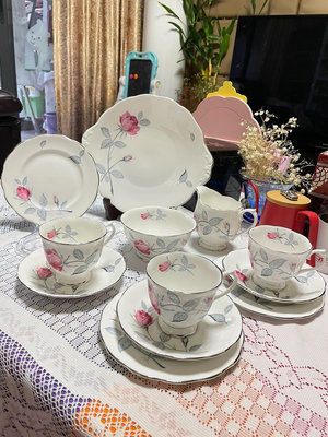 Royal Albert 皇家阿爾伯特骨瓷咖啡杯 花卉系列